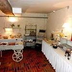 Chateau De Laleard 3*