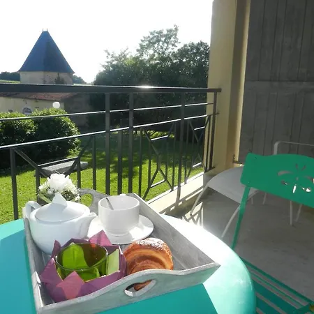 Chateau De Laleard 3* Saint-Hilaire-de-Villefranche