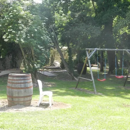 Hotel Chateau De Laleard Saint-Hilaire-de-Villefranche