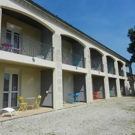 Chateau De Laleard Hotel 3*