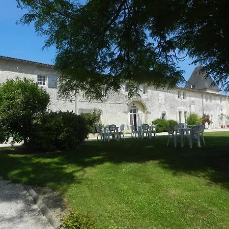 Hotel Chateau De Laleard 3*