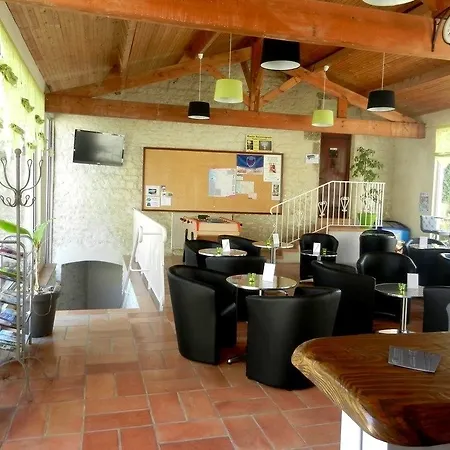 Chateau De Laleard 3* Saint-Hilaire-de-Villefranche