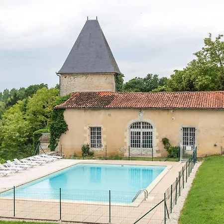 Chateau De Laleard 3* Saint-Hilaire-de-Villefranche