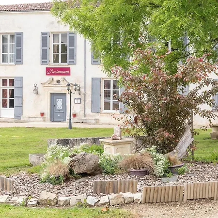 Chateau De Laleard 3* Saint-Hilaire-de-Villefranche