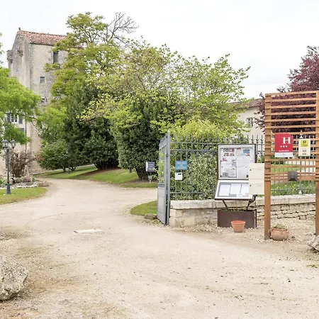 Hotel Chateau De Laleard