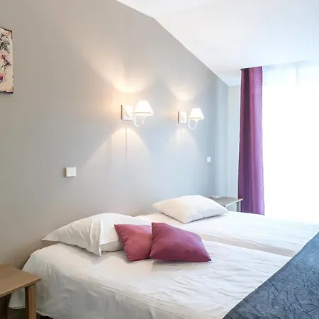 Hotel Chateau De Laleard Saint-Hilaire-de-Villefranche