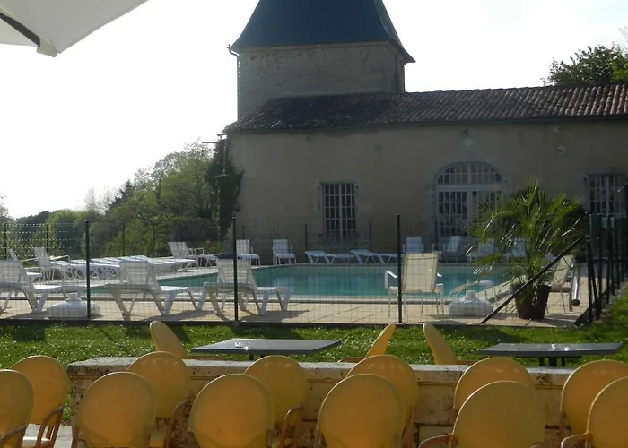 Hotel Chateau De Laleard Saint-Hilaire-de-Villefranche