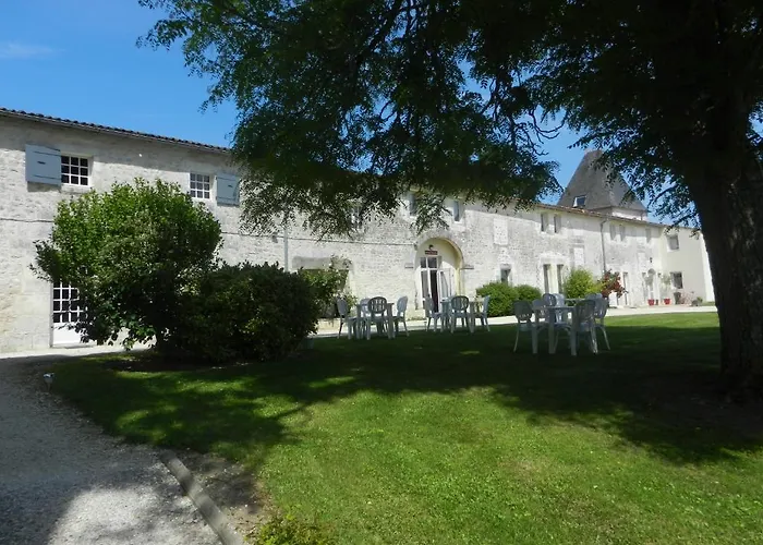 Hotel Chateau De Laleard 3*
