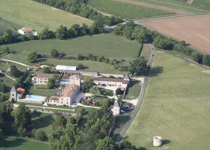 Hotel Chateau De Laleard 3*