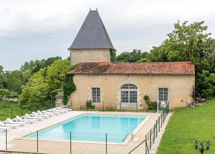 Chateau De Laleard 3* Saint-Hilaire-de-Villefranche